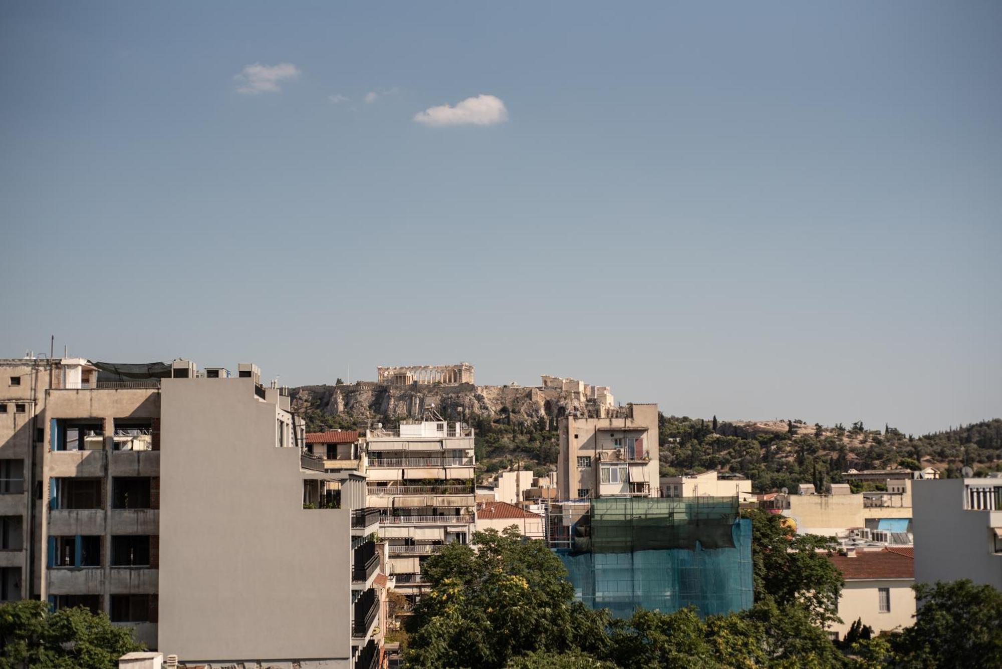 Ferienwohnung Stunning Acropolis View - 500M Metro - At Historical Center Athen Exterior foto