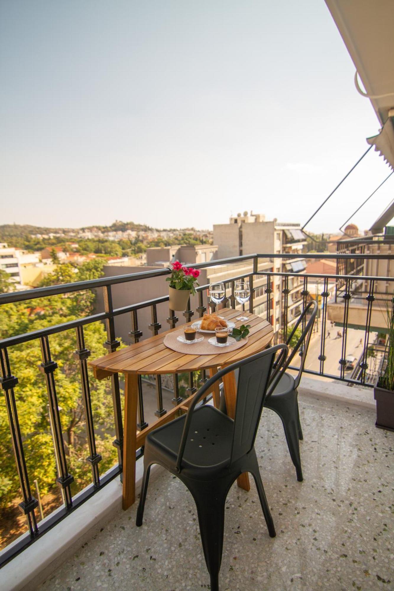 Ferienwohnung Stunning Acropolis View - 500M Metro - At Historical Center Athen Exterior foto